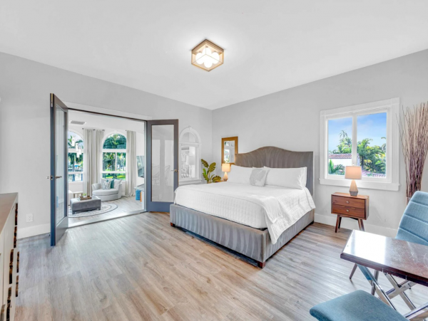 Luxury Coastal Villa with Intracoastal Views in Fort Lauderdale– Perfect for Families