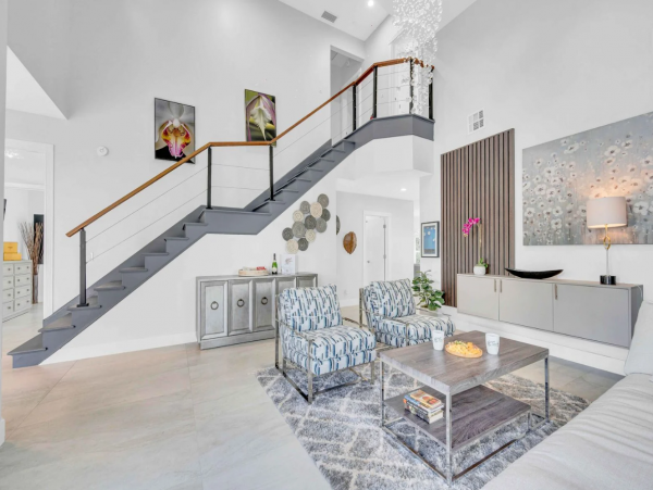 Luxury Coastal Villa with Intracoastal Views in Fort Lauderdale– Perfect for Families