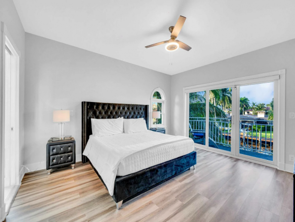 Luxury Coastal Villa with Intracoastal Views in Fort Lauderdale– Perfect for Families