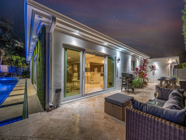 Spacious Pompano Beach Home, 8 Min Walk to Sand