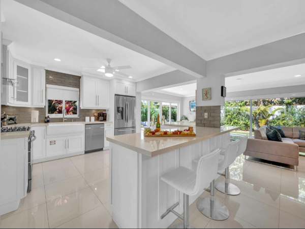 Spacious Pompano Beach Home, 8 Min Walk to Sand