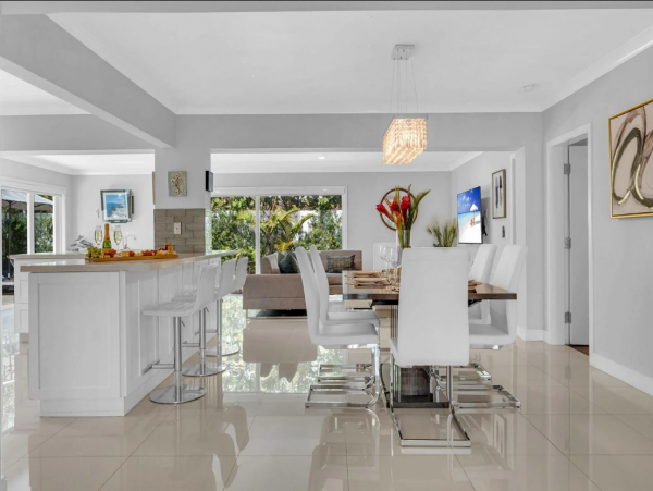 Spacious Pompano Beach Home, 8 Min Walk to Sand