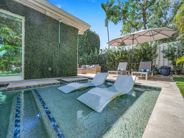 Spacious Pompano Beach Home, 8 Min Walk to Sand