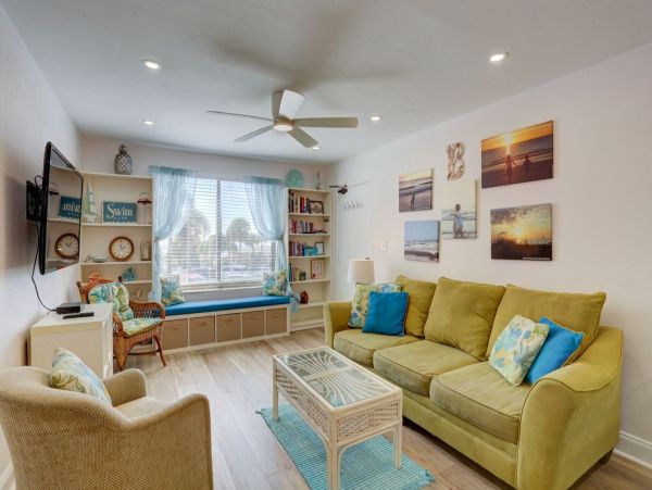 Charming Vacation Condo with 2 Bedrooms