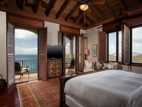 Ocean View Five Bedroom Estate in St. Thomas