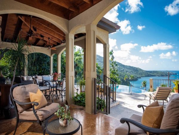 Ocean View Five Bedroom Estate in St. Thomas