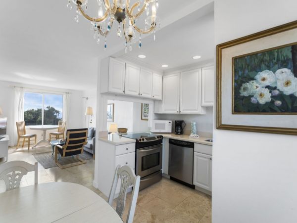 St. Petersburg Vacation Rental with Beach Views & Amenities