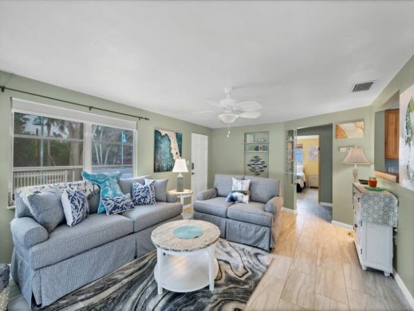 Cozy Vacation Rental with 2 Bedrooms in Manasota Key