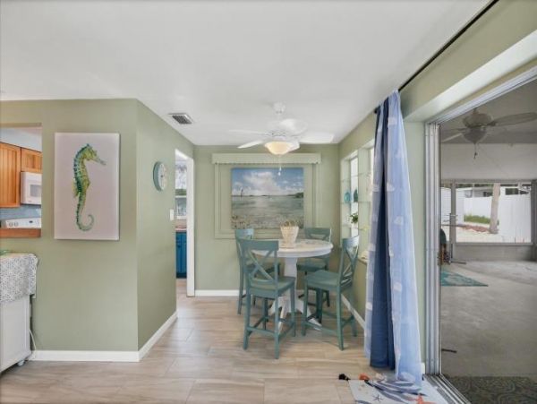 Cozy Vacation Rental with 2 Bedrooms in Manasota Key