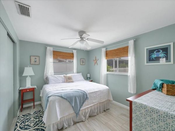 Cozy Vacation Rental with 2 Bedrooms in Manasota Key