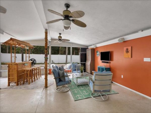 Cozy Vacation Rental with 2 Bedrooms in Manasota Key