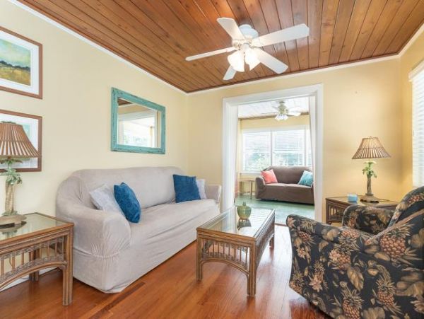3-Bedroom Englewood Oasis Near Manasota Key Beaches