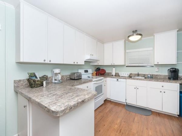 3-Bedroom Englewood Oasis Near Manasota Key Beaches