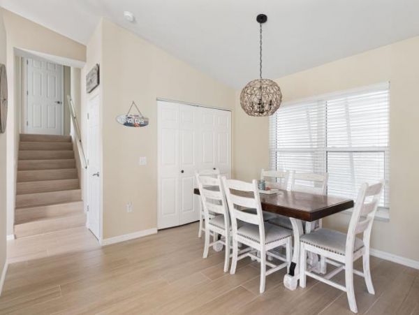 Charming Vacation Rental in Englewood: Your Beach Escape!
