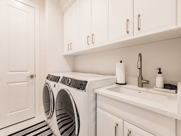 Stunning Vacation Rental with Pool in Marco Island
