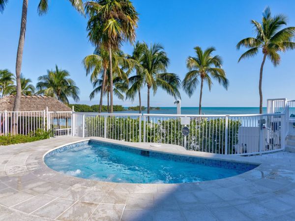 Three Bedroom Rental with Panoramic Ocean View in Islamorada
