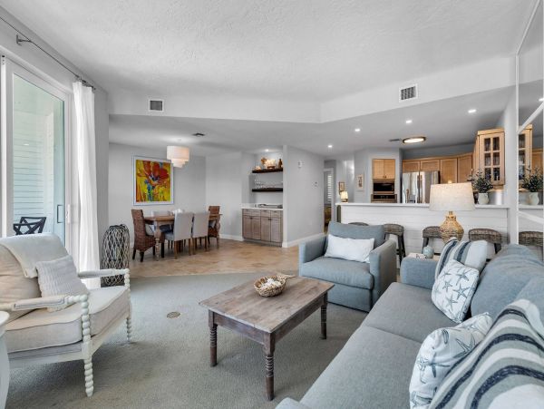 Three Bedroom Rental with Panoramic Ocean View in Islamorada