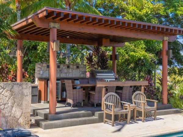 Oceanfront Luxury Four Bedroom Vacation Rental Home