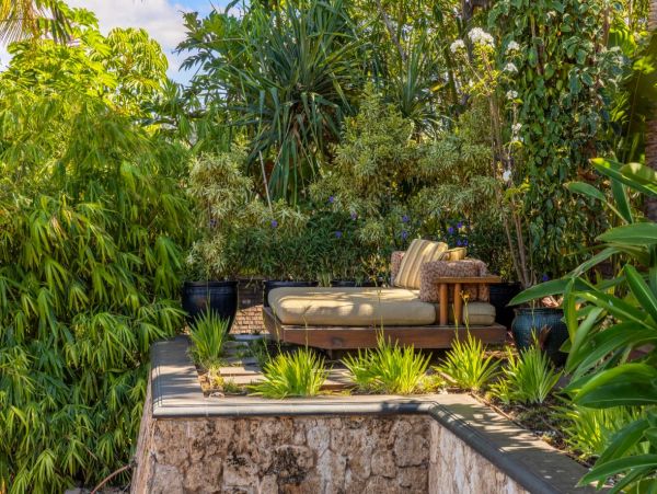 Oceanfront Luxury Four Bedroom Vacation Rental Home