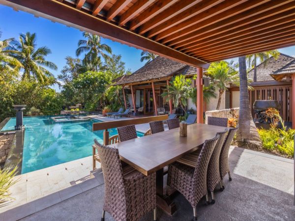 Oceanfront Luxury Four Bedroom Vacation Rental Home