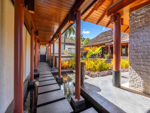Oceanfront Luxury Four Bedroom Vacation Rental Home
