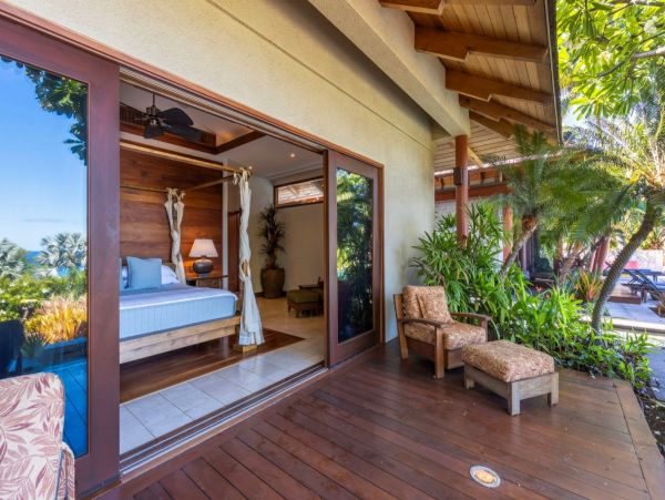Oceanfront Luxury Four Bedroom Vacation Rental Home