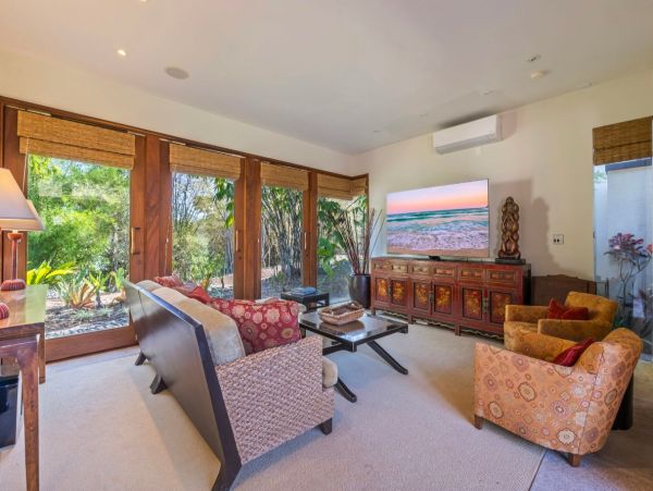 Oceanfront Luxury Four Bedroom Vacation Rental Home