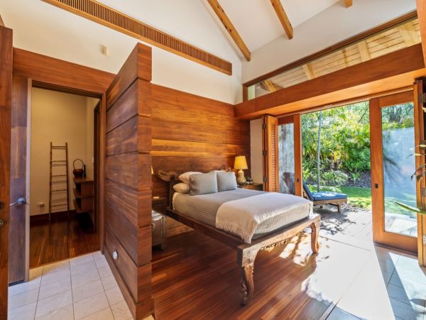 Oceanfront Luxury Four Bedroom Vacation Rental Home
