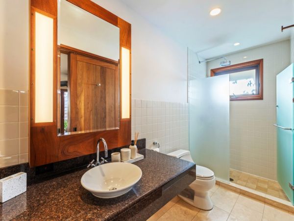 Oceanfront Luxury Four Bedroom Vacation Rental Home