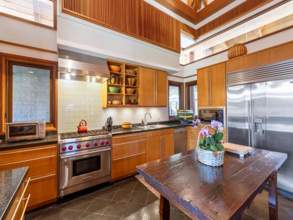 Oceanfront Luxury Four Bedroom Vacation Rental Home