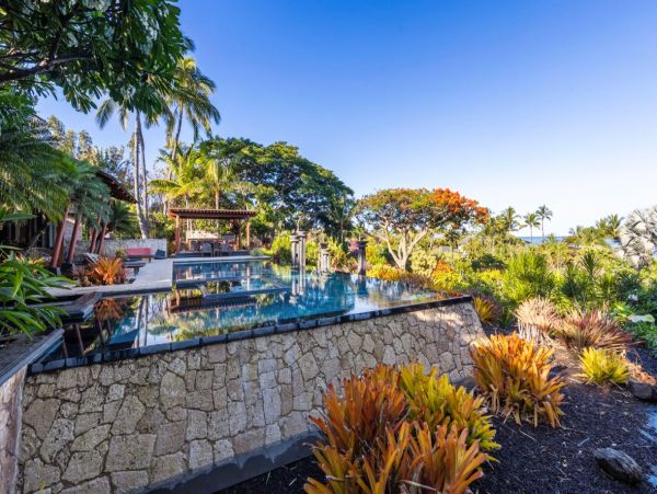 Oceanfront Luxury Four Bedroom Vacation Rental Home