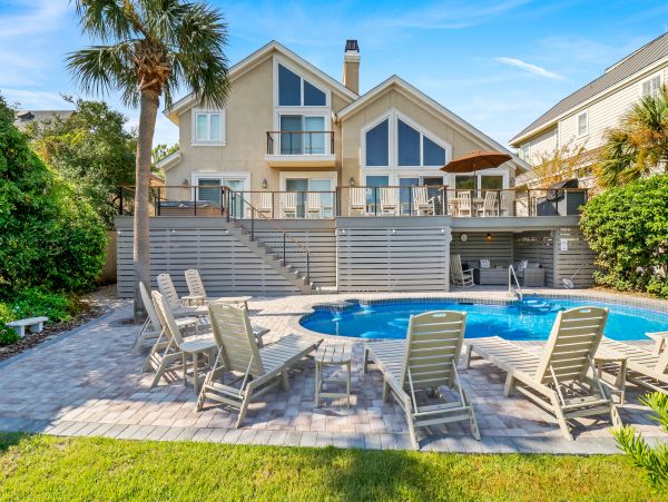Hilton Head Vacation Rental: Luxurious Coastal Getaway