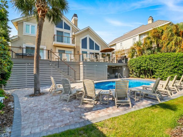 Hilton Head Vacation Rental: Luxurious Coastal Getaway