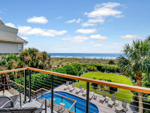 Hilton Head Vacation Rental: Luxurious Coastal Getaway