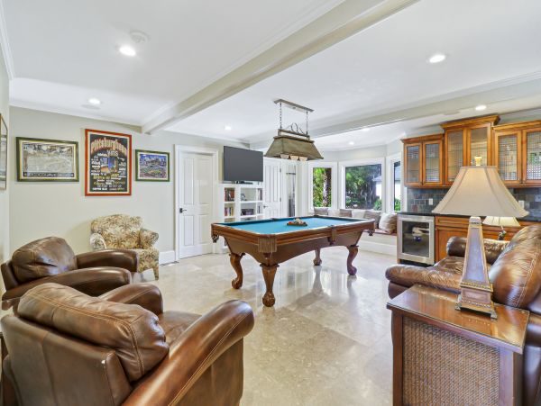 Hilton Head Vacation Rental: Luxurious Coastal Getaway