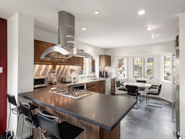 Ski in Ski out Vacation Townhome with 4 Bedrooms