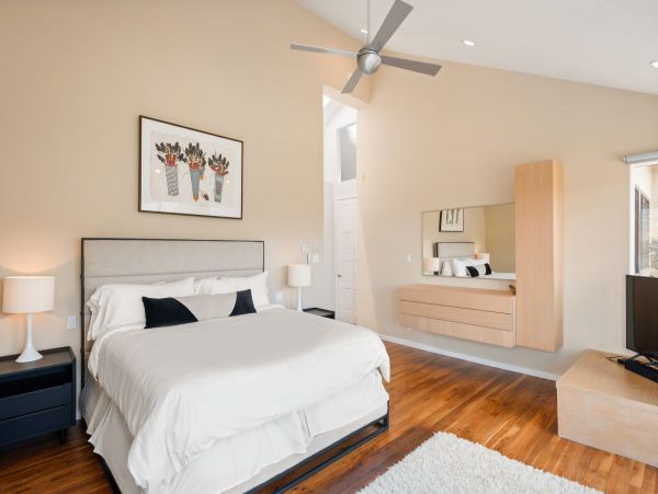 Ski in Ski out Vacation Townhome with 4 Bedrooms