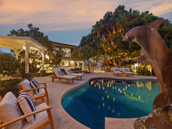 Stunning Vacation Rental with 5 Bedrooms & Ocean Views