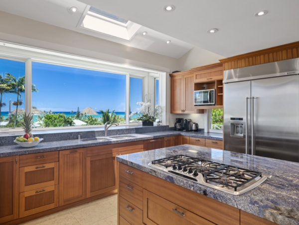 Stunning Vacation Rental with 5 Bedrooms & Ocean Views