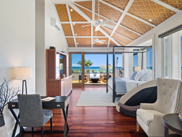 Stunning Vacation Rental with 5 Bedrooms & Ocean Views