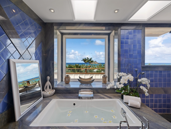 Stunning Vacation Rental with 5 Bedrooms & Ocean Views