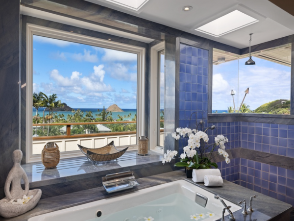 Stunning Vacation Rental with 5 Bedrooms & Ocean Views