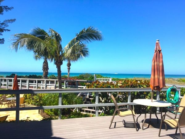 Beachfront Two Bedroom Vacation Condo in Longboat Key