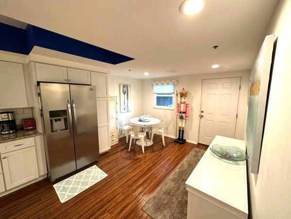 Beachfront Two Bedroom Vacation Condo in Longboat Key