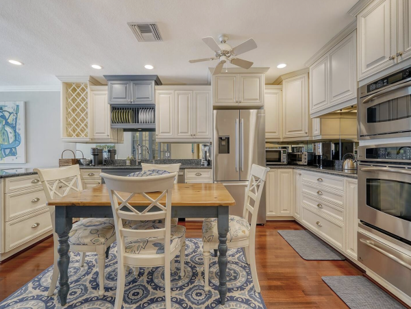 Longboat Key Gulf View Two Bedroom Vacation Rental PLUS DEN (3 bedrms)