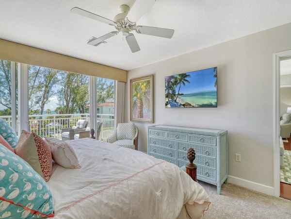 Longboat Key Gulf View Two Bedroom Vacation Rental PLUS DEN (3 bedrms)