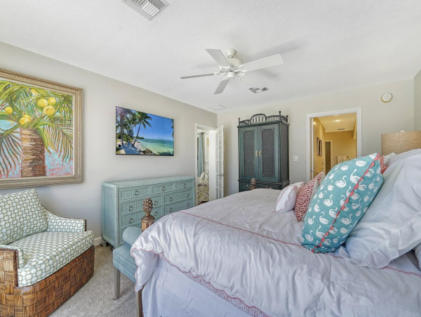 Longboat Key Gulf View Two Bedroom Vacation Rental PLUS DEN (3 bedrms)