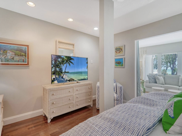 Longboat Key Gulf View Two Bedroom Vacation Rental PLUS DEN (3 bedrms)