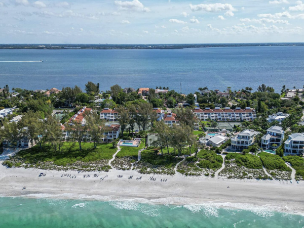 Longboat Key Gulf View Two Bedroom Vacation Rental PLUS DEN (3 bedrms)