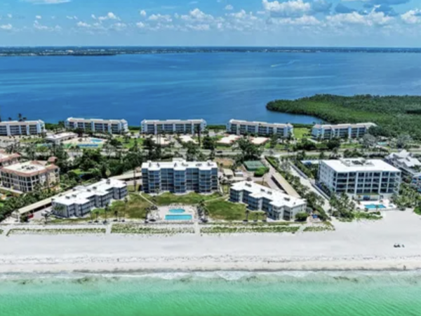 Longboat Key Gulf View Two Bedroom Vacation Rental PLUS DEN (3 bedrms)
